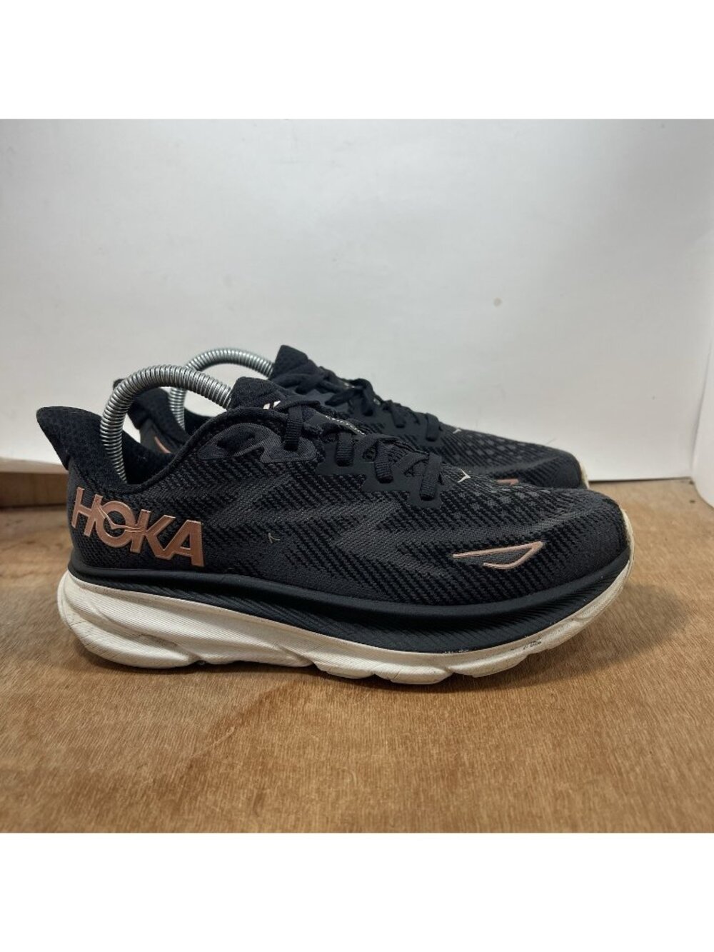 Hoka One One Clifton 9 Women Size 7.5 Black Running Shoes Sneakers